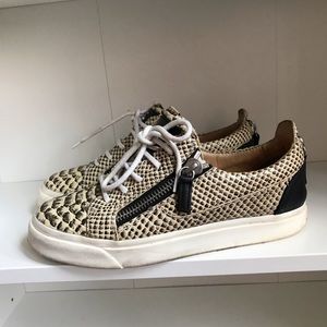 Giuseppe Sneakers